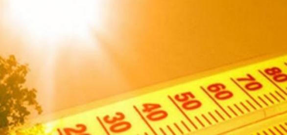 METEO: CALDO IN TUTTO IL NORDEST, ATTENZIONE AD ANZIANI E BAMBINI